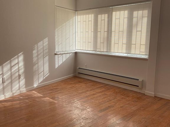 4th image of 143-51 Franklin Ave Floor 1