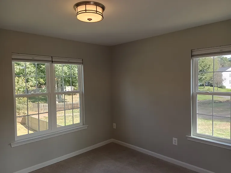 345 Silver Ridge Dr — Photo 16