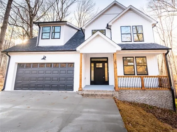 482 Carson Rd, Pilot Mountain, NC 27041