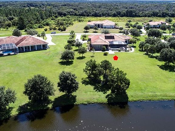 4th image of 5011 Lake Toscana Dr