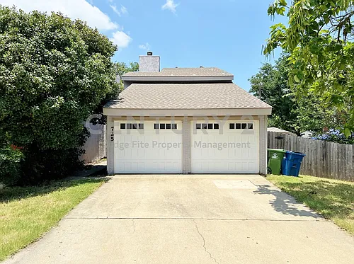 725 Cain St Photo 1