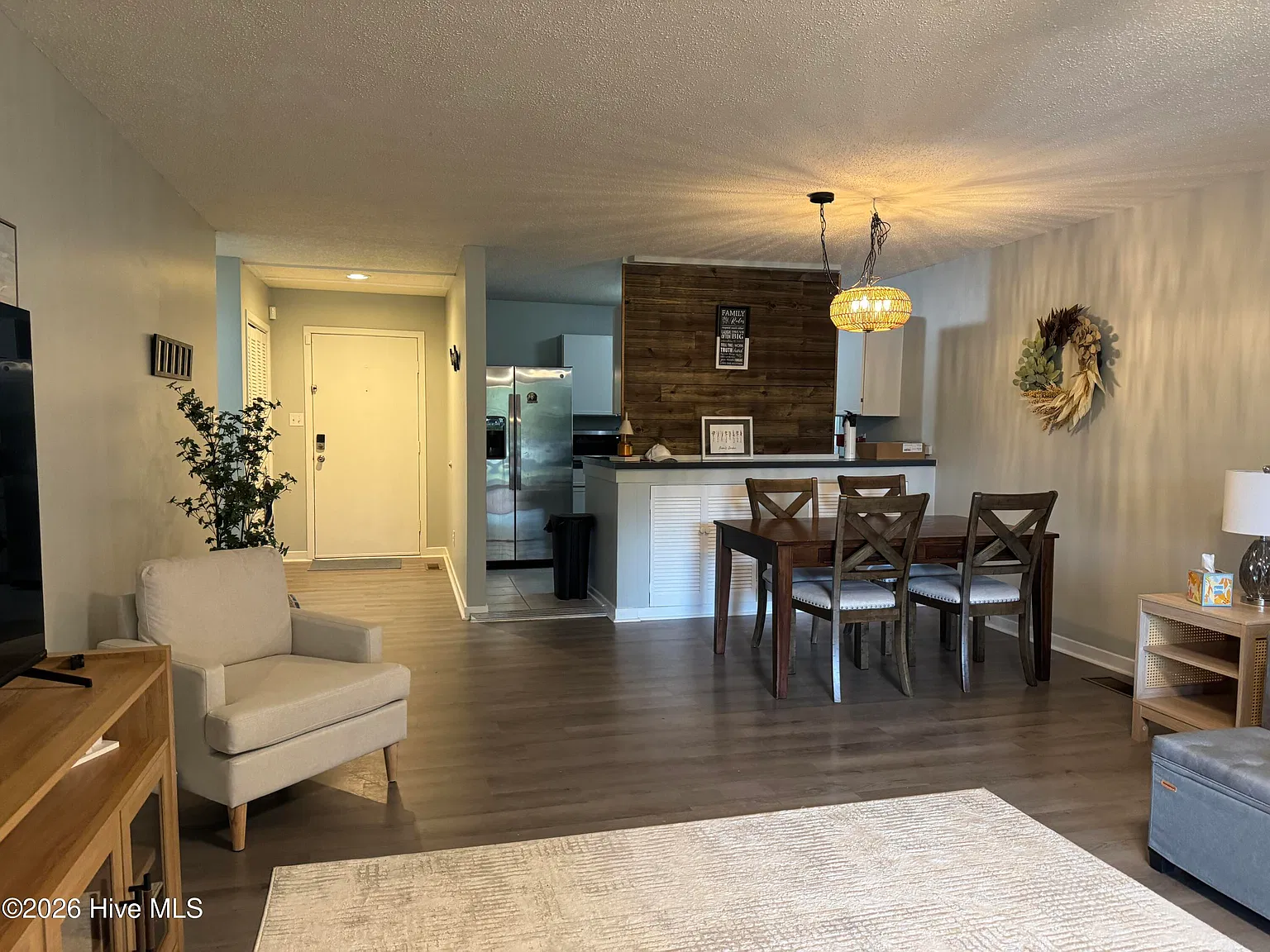 1204 Harbourside Dr — Photo 4