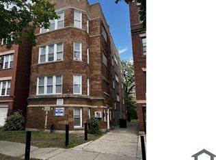 6937 S Paxton Ave, Chicago, IL 60649