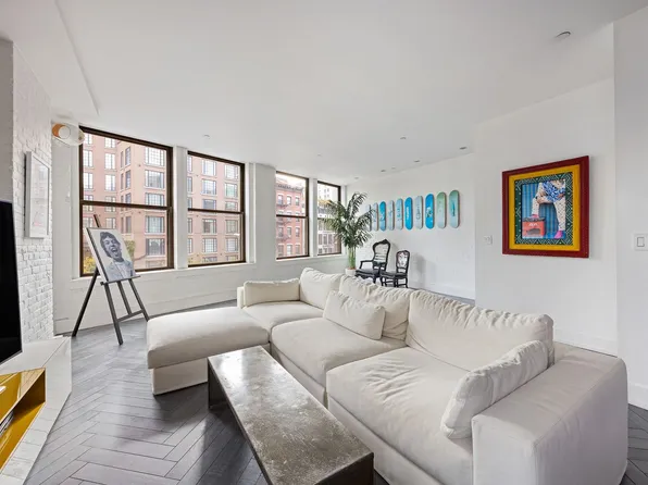 344 Bowery image 2 of 10