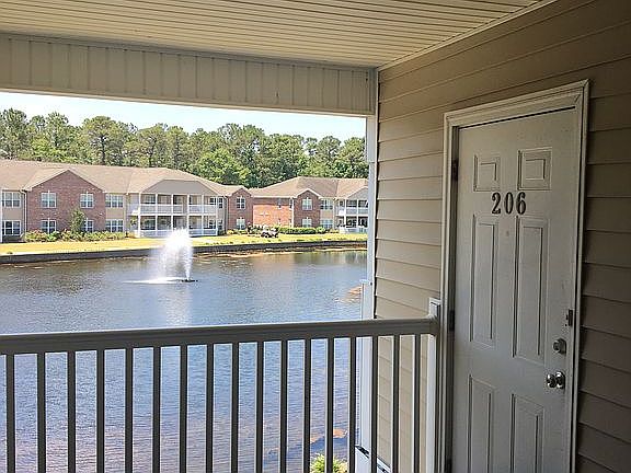 3rd image of 4405 Jaybird Cir #206