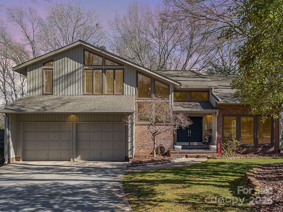 1st image of 5213 Woodlake Dr