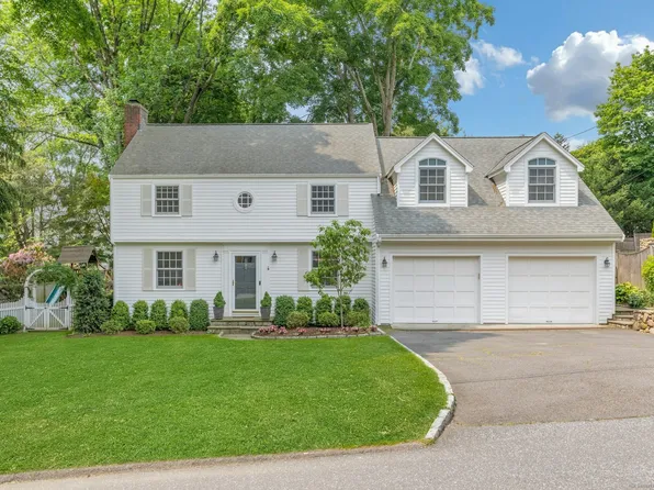 12 Abbey Road, Darien, CT 06820