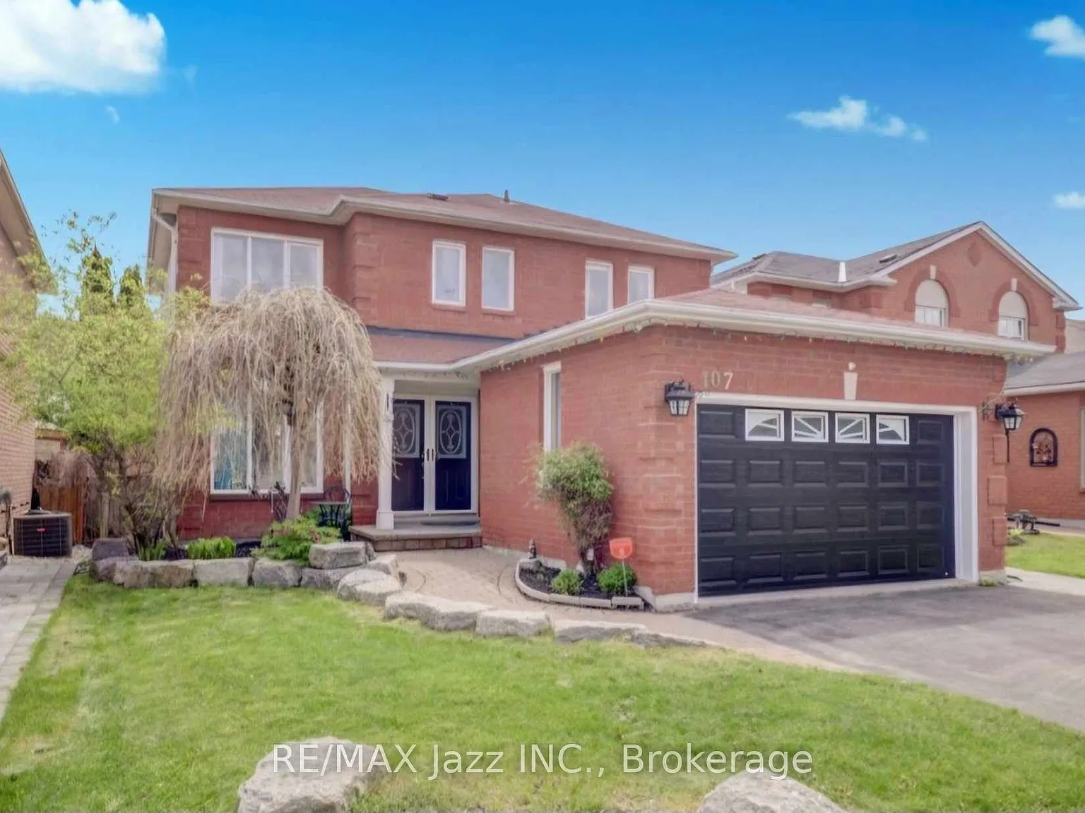 2 bed, $2,000 — Photo 1