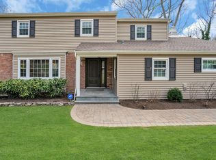 23 Parsons Dr, Dix Hills, NY 11746
