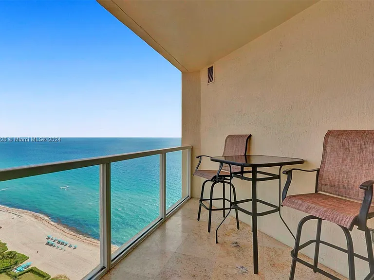 16699 Collins Ave #3105 — Photo 7