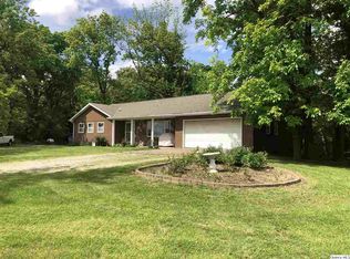 897 200n Ave, Versailles, IL 62378