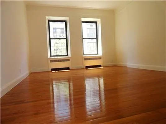 Rented by CitySites Real Estate Group | media 20