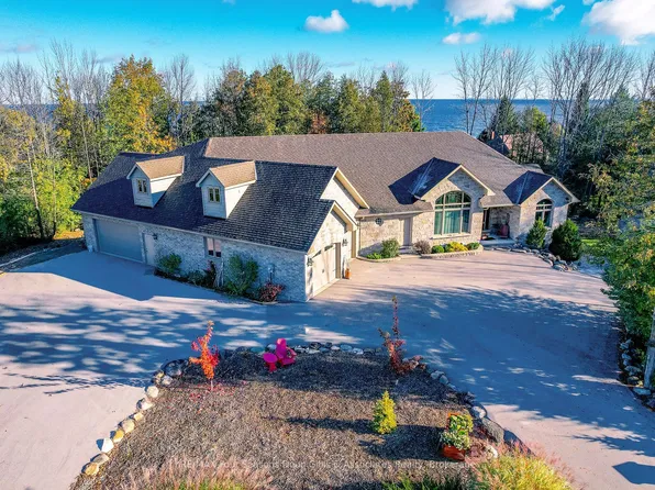 135 Algonquin Dr, Meaford, ON N4L 0A7