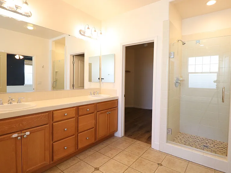 5279 Sycamore Creek Ct — Photo 9