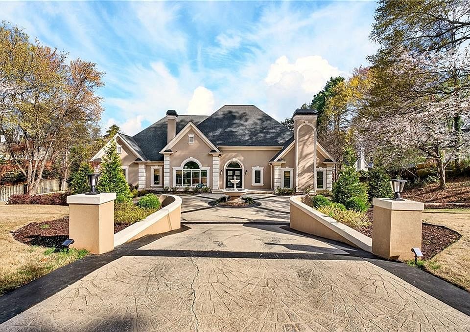 1st image of 4979 Long Island Dr NW