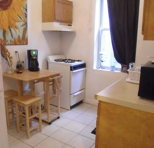 80 Gordon St #2 — Photo 2