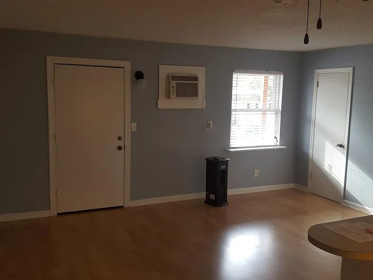 125 Avery St — Photo 3