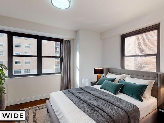 4th image of 145 E 16th St APT 8E