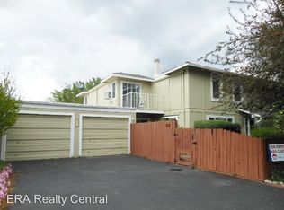 890 Craigmont Dr, Reno, NV 89511