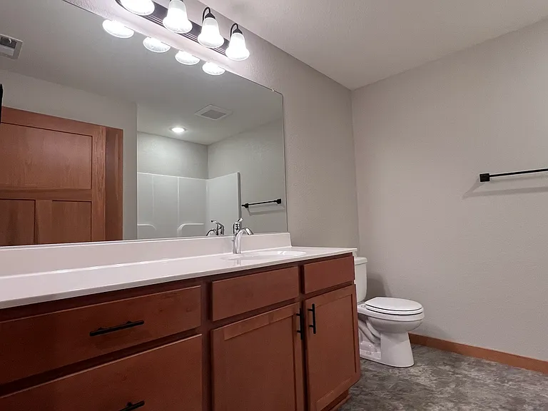 3253 Gateway Dr — Photo 8