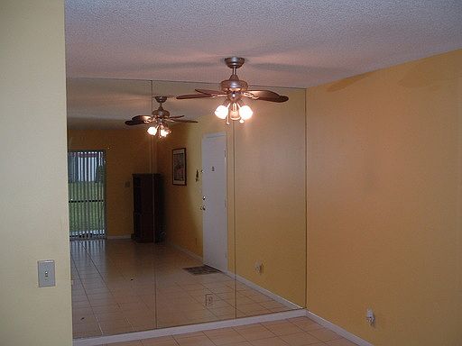 2nd image of 1782 Abbey Rd APT 103