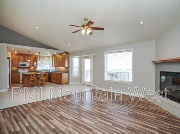 144 S Mountain Rd Unit A, Kaysville, UT 84037