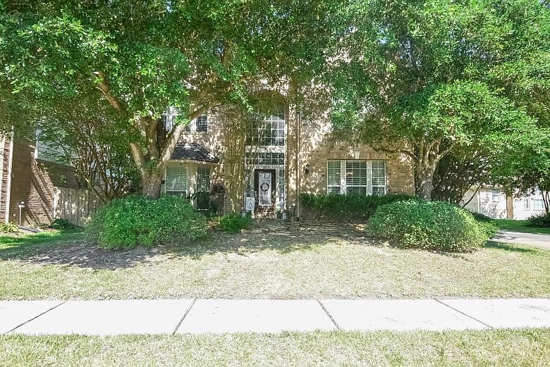 1st image of 15815 Maple Falls Ct