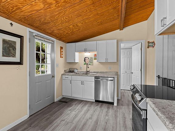 4th image of 2116 Ibis Dr