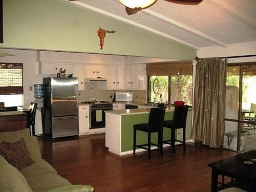 5th image of 408 Thistlewood Dr
