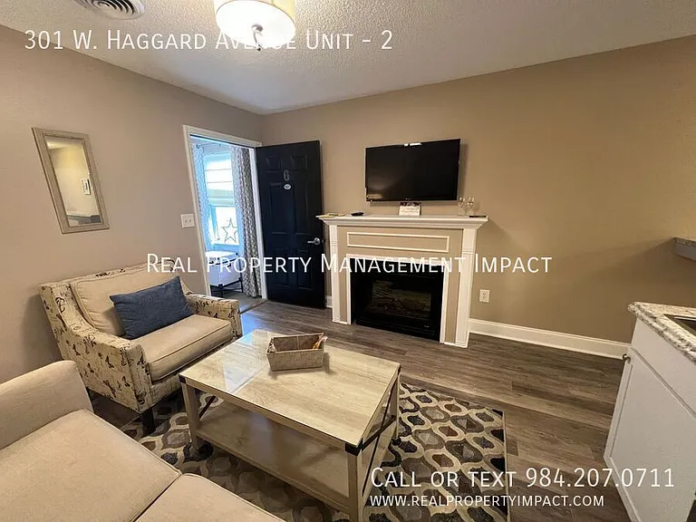 301 W Haggard Ave #2 — Photo 6