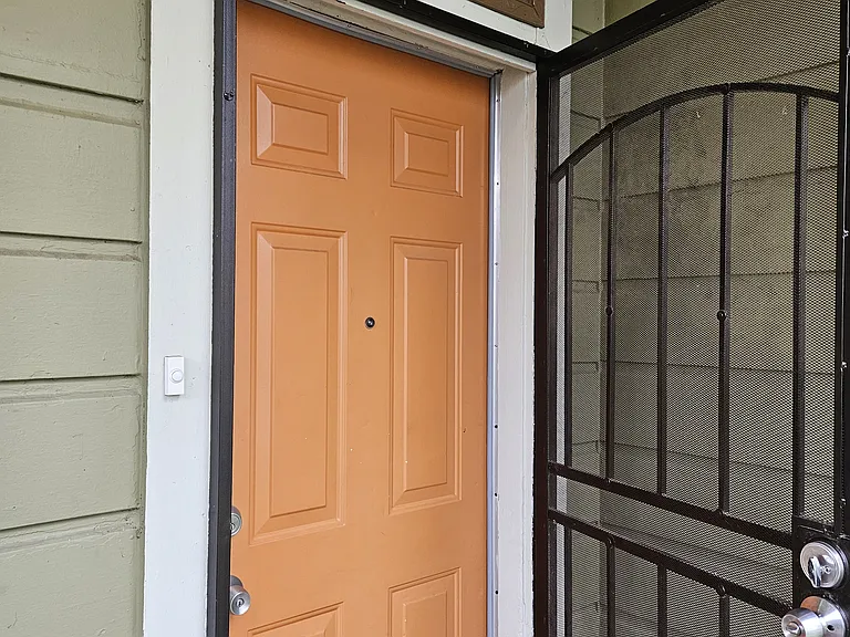 3418 1st Ave — Photo 3
