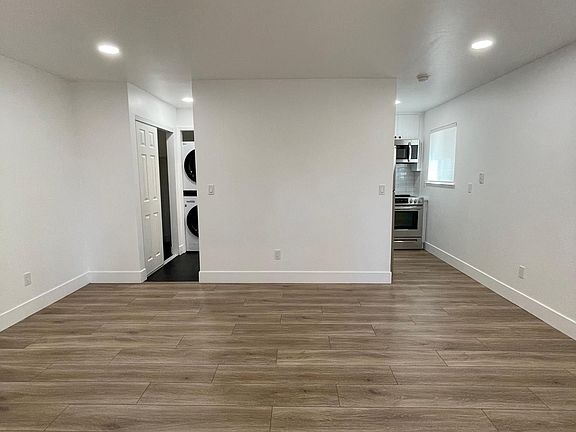 3rd image of 136 Luna Grande Cir Unit 131