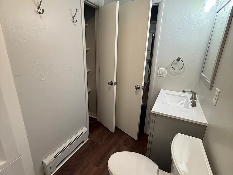 109 W Main St #9 — Photo 4
