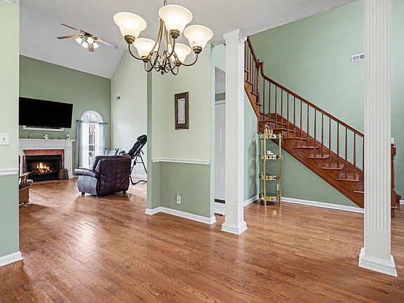 4th image of 634 Bobbitt Rd