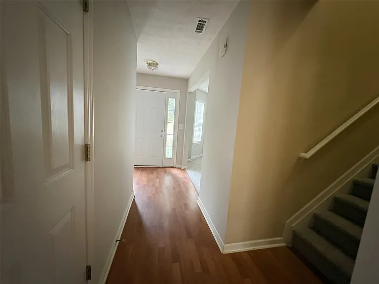 1863 Skylar Leigh Dr — Photo 7