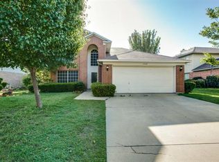 4438 Wescott Dr, Grand Prairie, TX 75052