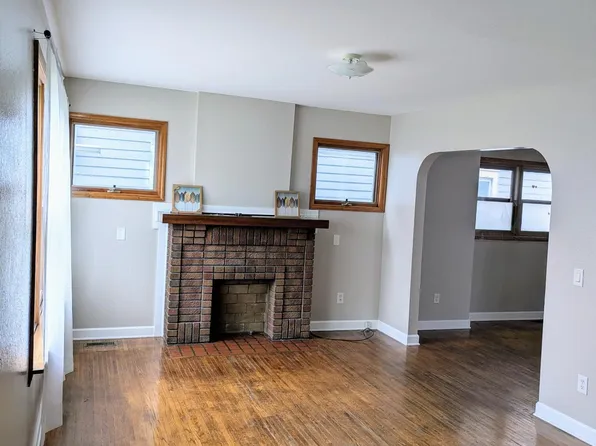 338 Sheldon St, Toledo, OH 43605