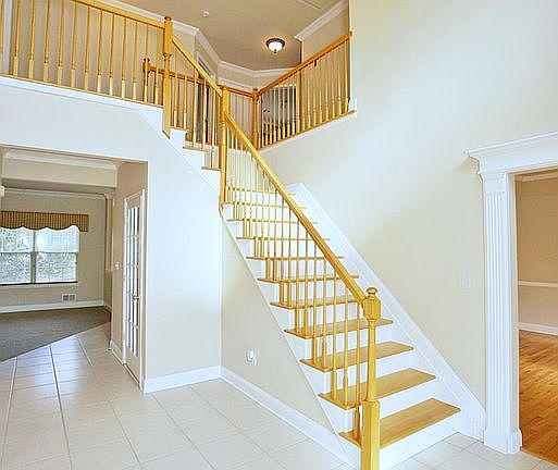4th image of 8 Alyssa Rose Ln