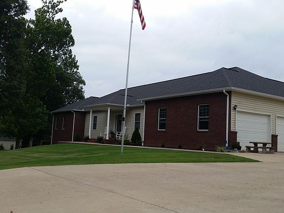 2nd image of 15303 Woodcreek Dr