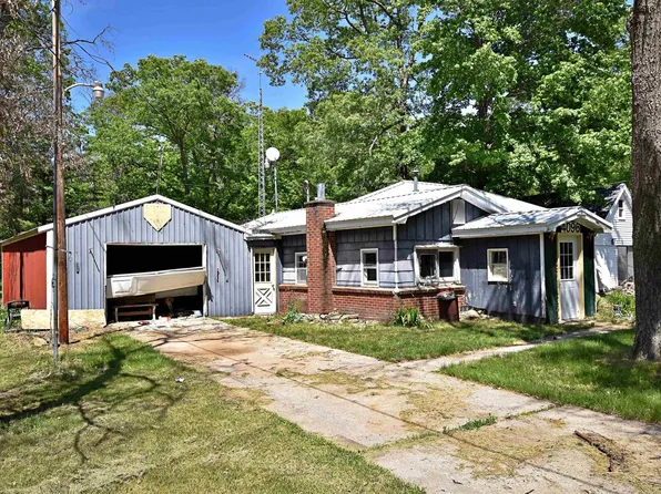 4096 E Three Mile Rd, Luther, MI 49656