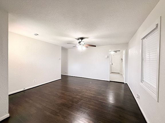 4th image of 1511 Avenue E