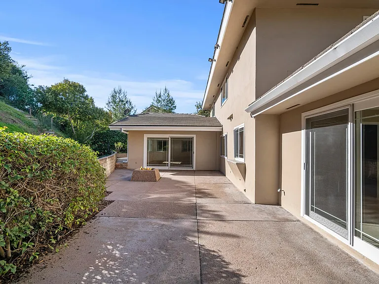 1210 Swarthmore Dr — Photo 50
