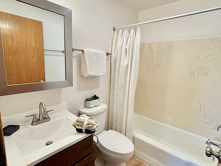 1019 Fiedler Ln #6 — Photo 8