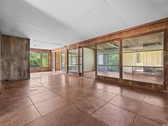 5th image of 1005 Kailua Rd APT F