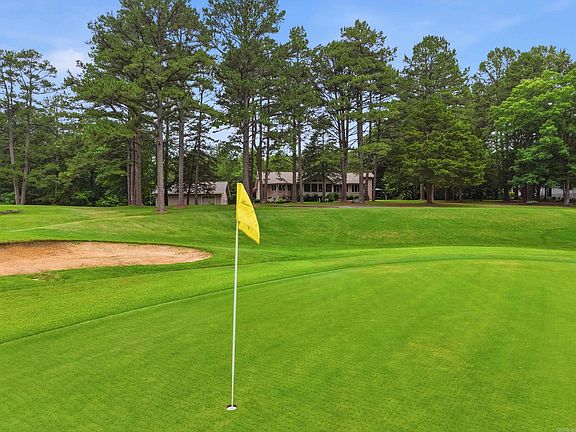 3rd image of 131 The Greens Dr