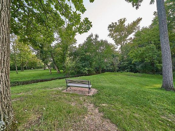 4th image of LOT 4 Oxford Loop S