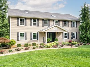 12345 Darrow Rd, Vermilion, OH 44089