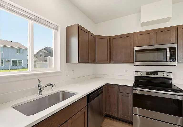 1122 N Davis Ln — Photo 12