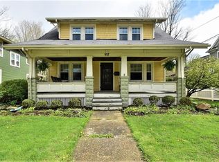 447 E Washington St, Chagrin Falls, OH 44022