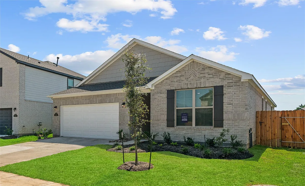 Building Photo - 23103 Forebear Dr